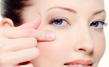 Olee otú ị ga-esi gagharịa akpụkpọ ahụ gburugburu anya